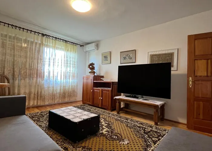 Sarah Do 8 Osoba Lejlighed Biograd Na Moru