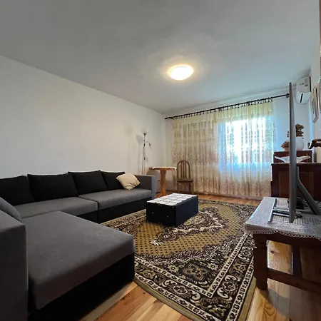 Sarah Apartment *